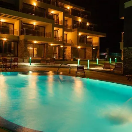 Apartment Апартамент На Брега На Скалите В Черноморец, К-С Swan Bay Chernomorets